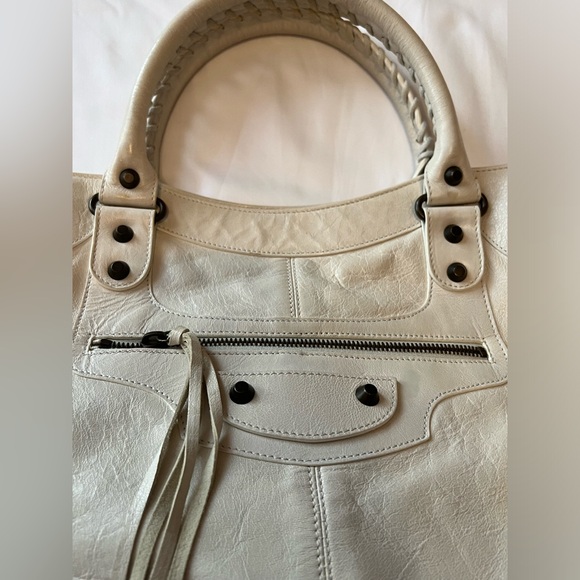 BALENCIAGA Naturel Chevre Leather Brief Tote Bag - Picture 4 of 10